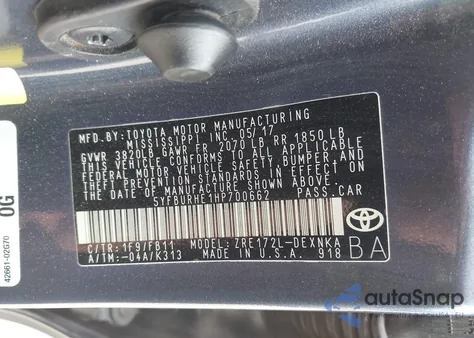 2017 Toyota Corolla Le z USA, uszkodzony, nr VIN 5YFBURHE1HP700662